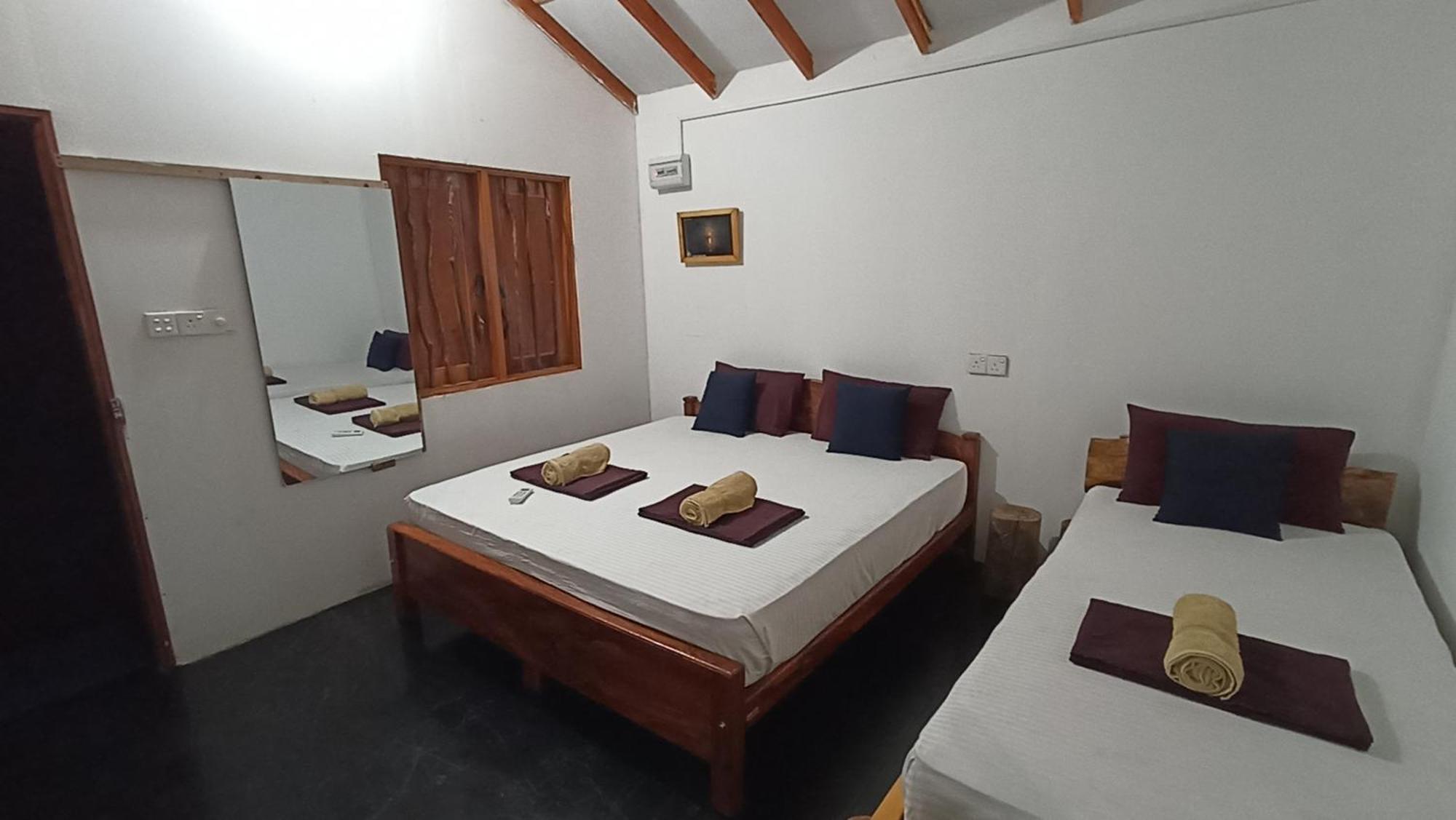 Nature Beach Huts Trincomalee Buitenkant foto